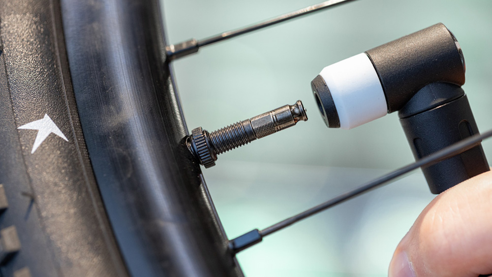 Schwalbe Clik Valve apžvalga: geriausias dviračio ventilio sprendimas? Schwalbe Clik Valve apžvalga: geriausias dviračio ventilio sprendimas?