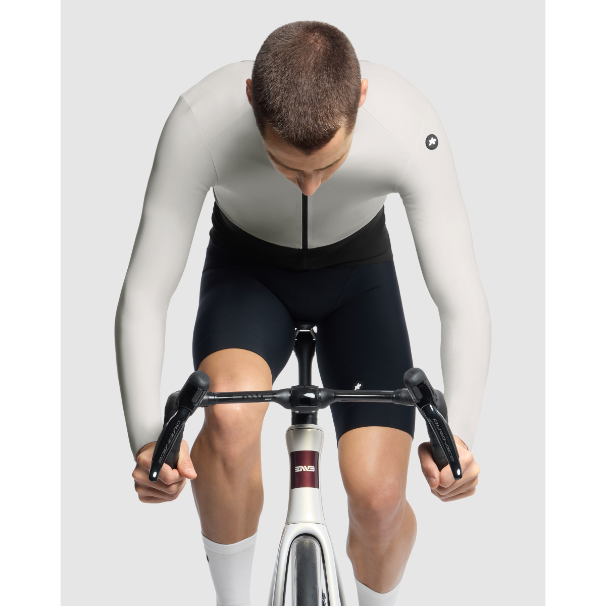 Assos EQUIPE R Spring Fall S11 LS vyriški marškinėliai | Almond Milk