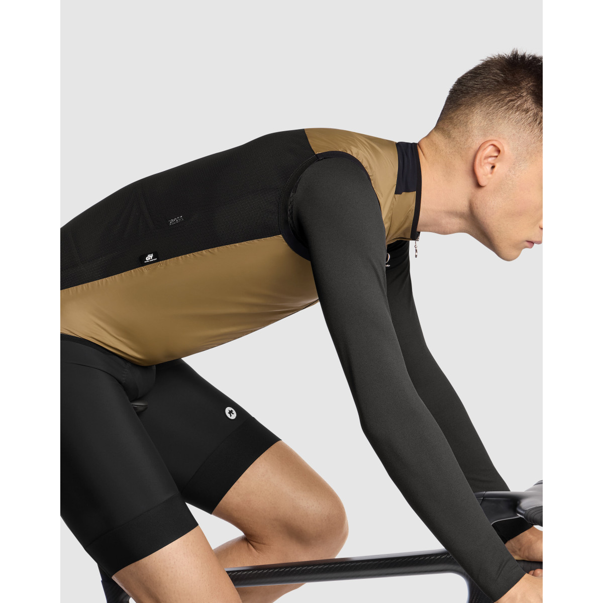 Assos Mille GT Wind c2 vyriška liemenė | Bronze Ash | Velonova