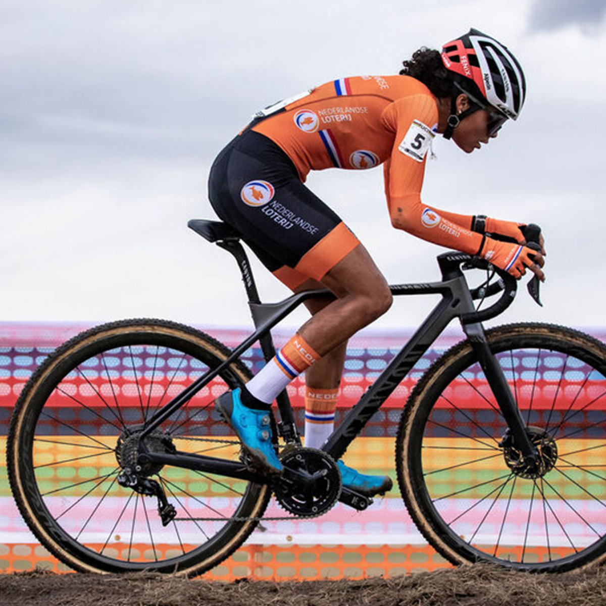 Canyon S13 VCLS CF balnelio iškyša | 27.2mm | Black - Grey