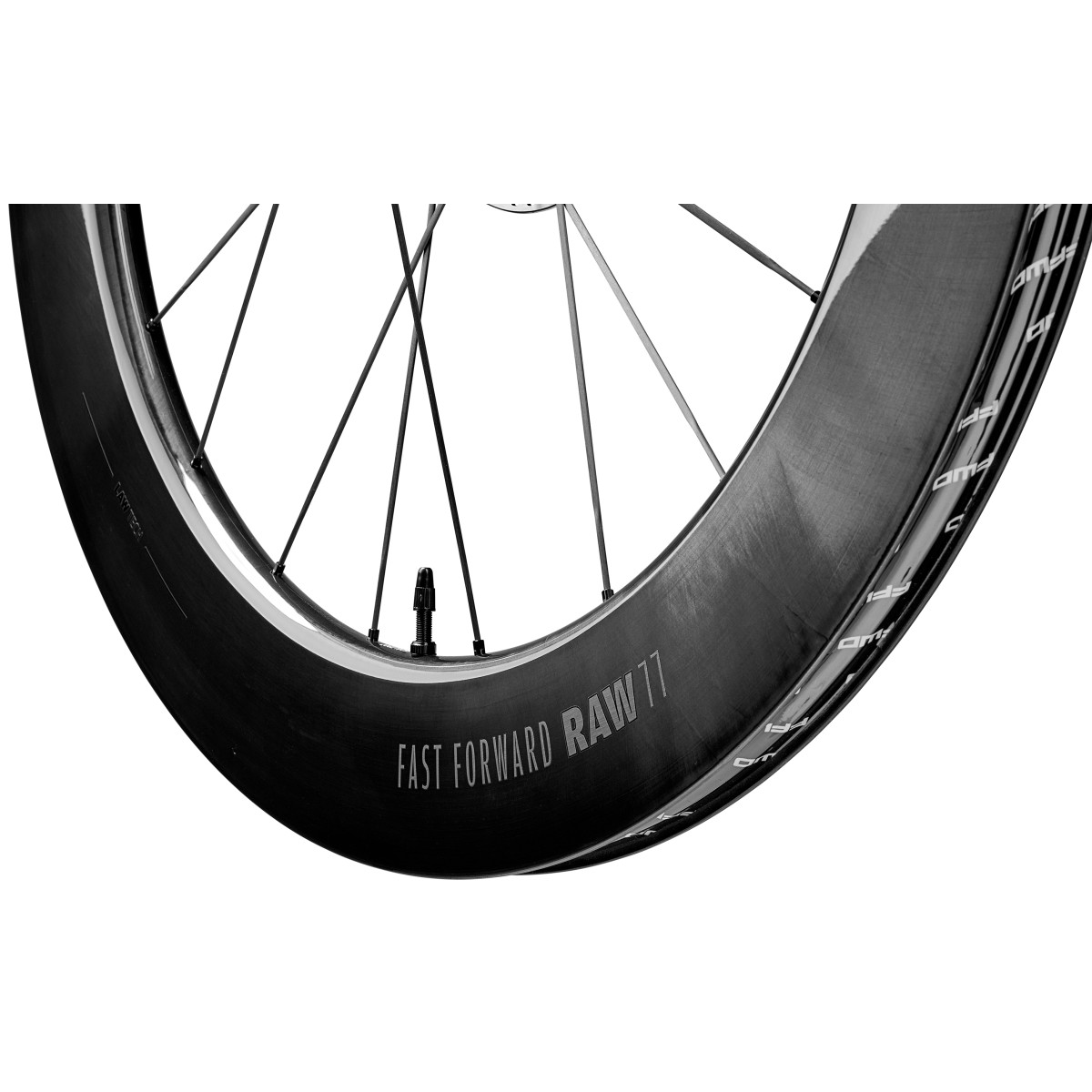 Fast Forward RAW 77 karboniniai ratai | Gloss Black