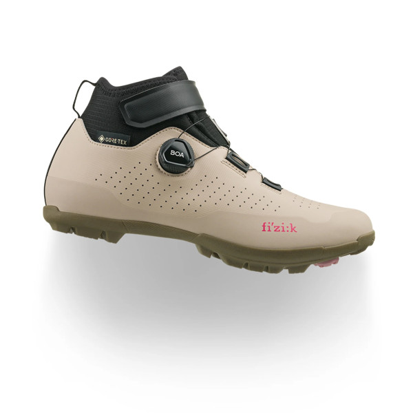 Fizik Terra Artica X5 GTX Winter Shoes | Desert - Black Fizik Terra Artica X5 GTX Winter Shoes | Desert - Black