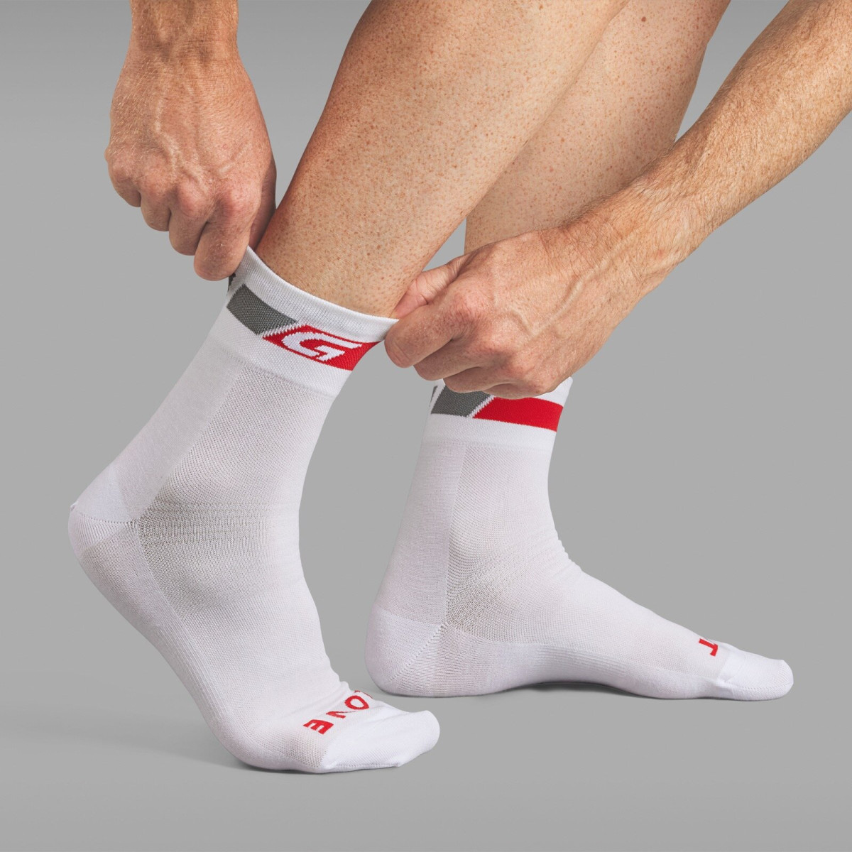 GripGrab Classic Regular Cut kojinės | White