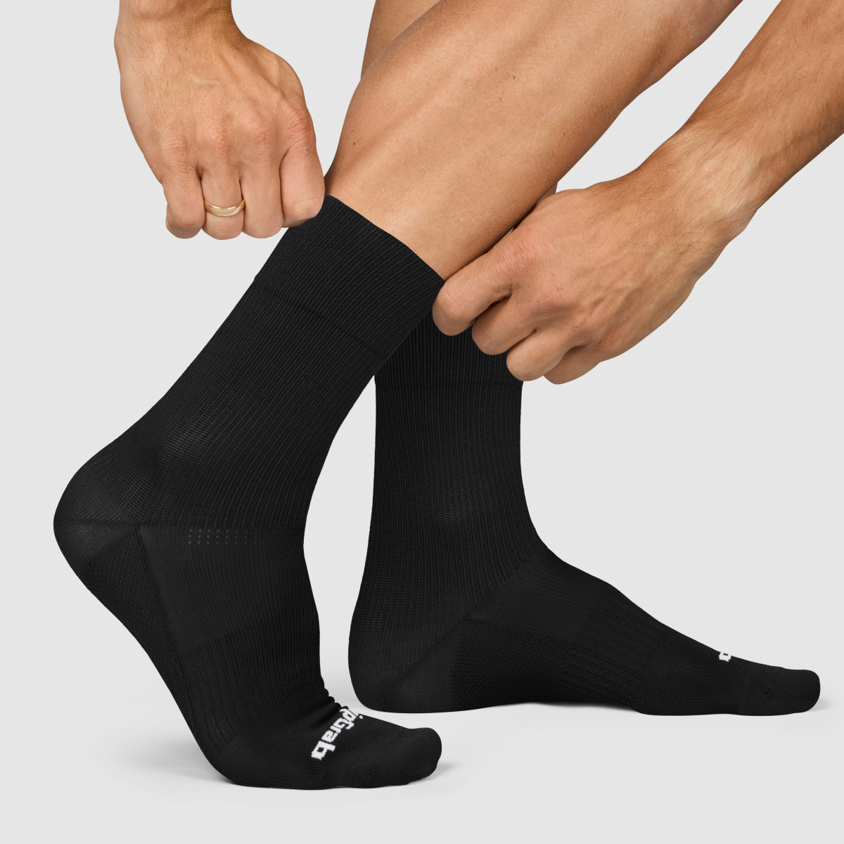 GripGrab EXPLR Regular Cut Socks | Black