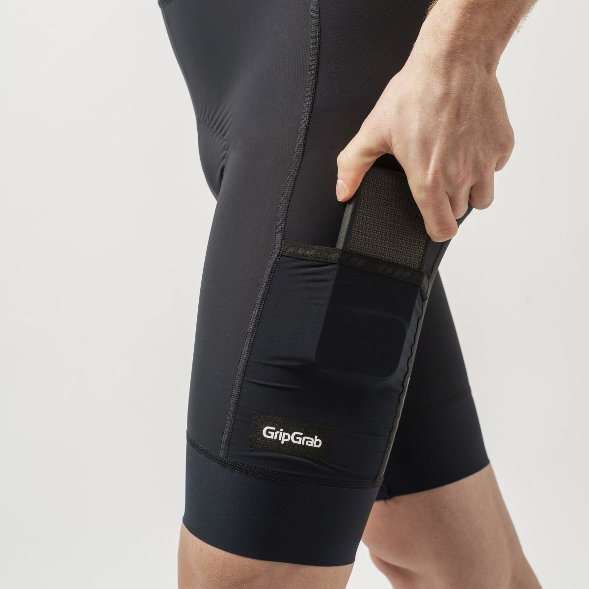 GripGrab EXPLR Cargo vyriški šortai | Black