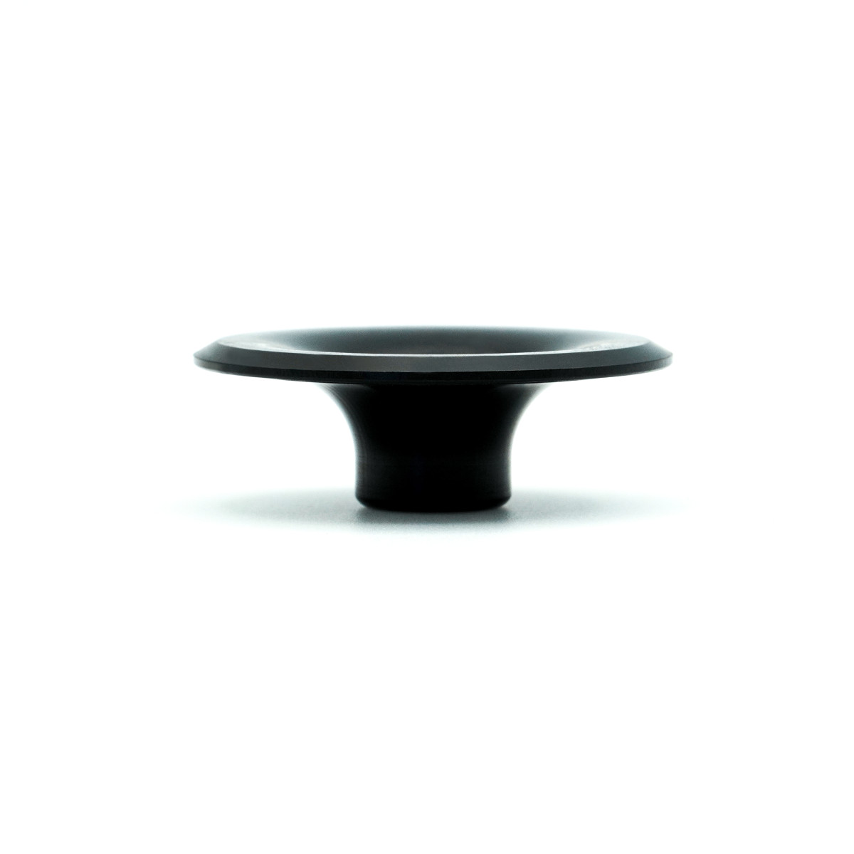 K-EDGE Race Ultralight Top Cap dangtelis | Black K-EDGE Race Ultralight Top Cap dangtelis | Black