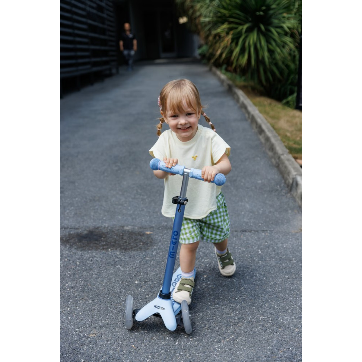 Mini Micro Deluxe Rock & Go LED paspirtukas | Ocean Slate