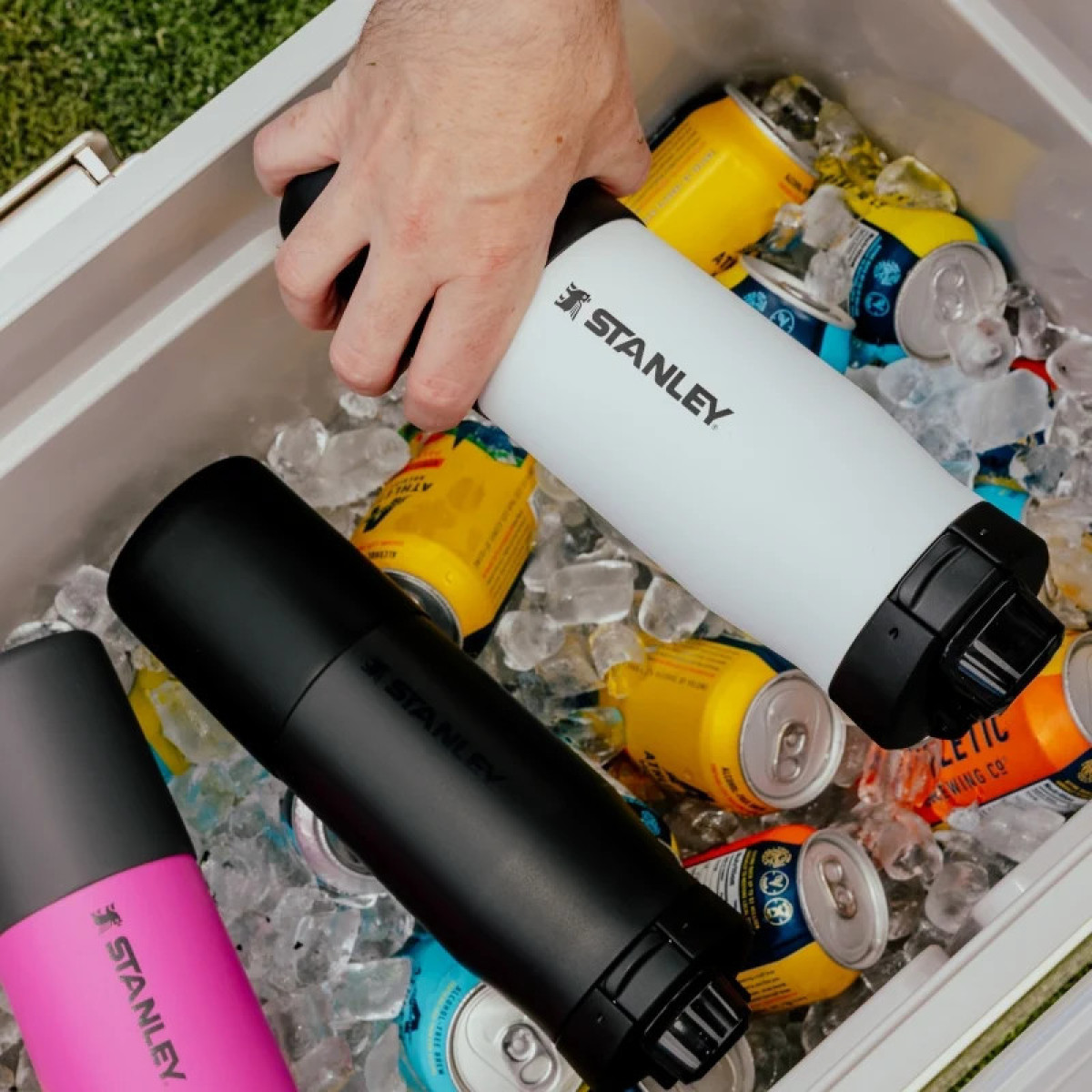 Stanley Vitalize™ Tempo Bottle | 710 ml | Black 2.0