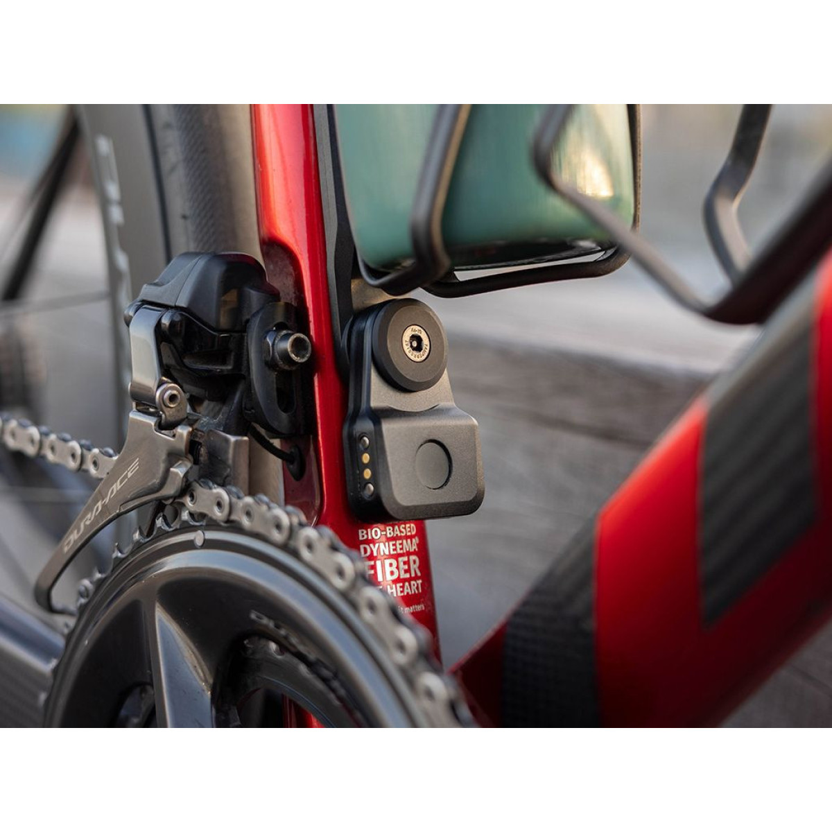 Quad Lock® Cycle dviračio signalizacija su ieškikliu