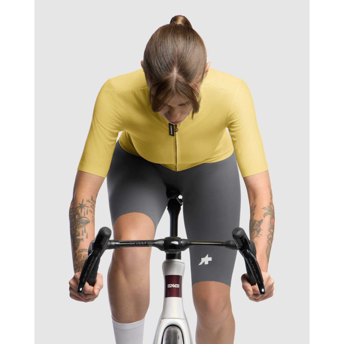 Assos Dyora R S11 moteriški marškinėliai | Mystic Yellow