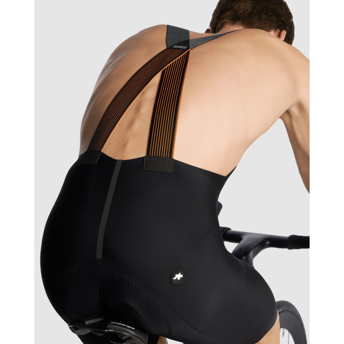 Assos Equipe RS Schtradivari S11 Long vyriški šortai | Black Series