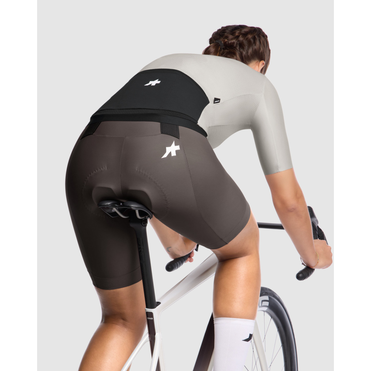 Assos Uma GT S11 EVO moteriški marškinėliai | White Series