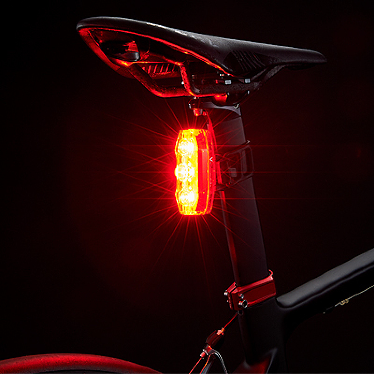 Cat Eye ViZ300 Rear Light | USB-C Cat Eye ViZ300 Rear Light | USB-C
