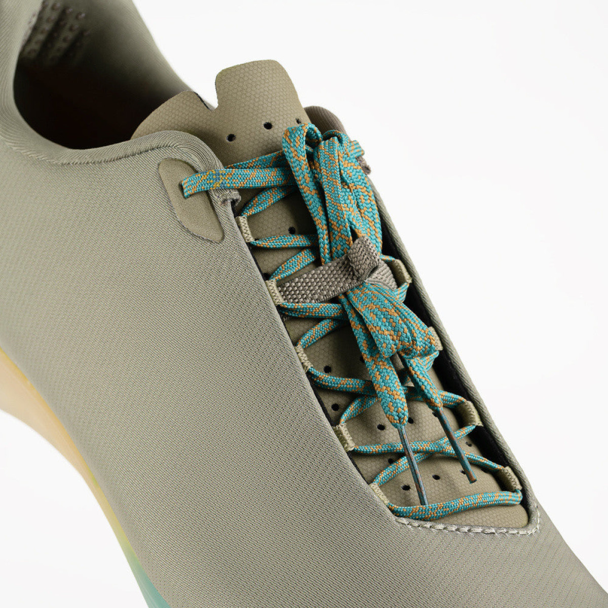 Fizik Beat Gravel Shoes | Sage Green - Desert