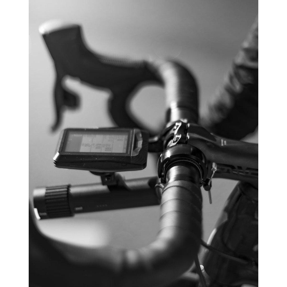 Knog Oi Luxe Small skambutis | 22.2 mm | Grey Knog Oi Luxe Small skambutis | 22.2 mm | Grey