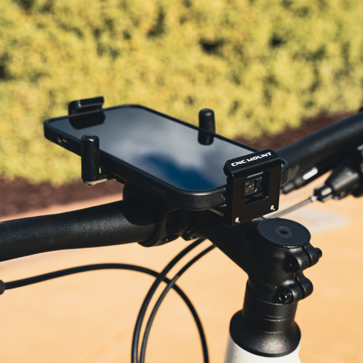 Lezyne CNC telefono laikiklis Lezyne CNC telefono laikiklis
