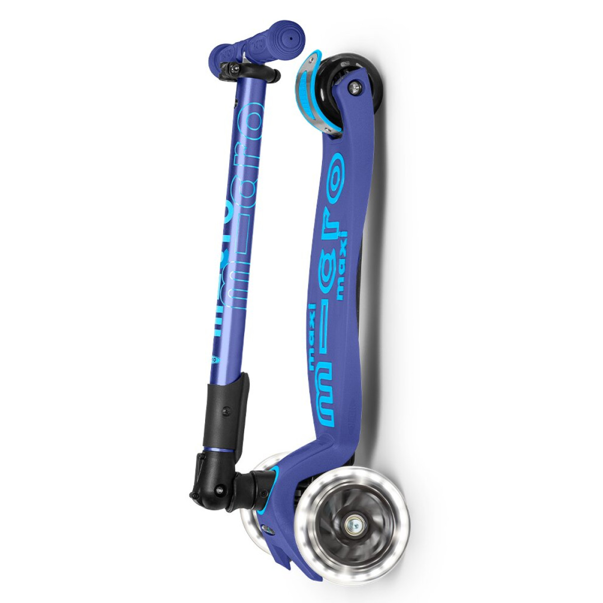Maxi Micro Deluxe LED Foldable Scooter | Navy Blue Maxi Micro Deluxe LED Foldable Scooter | Navy Blue