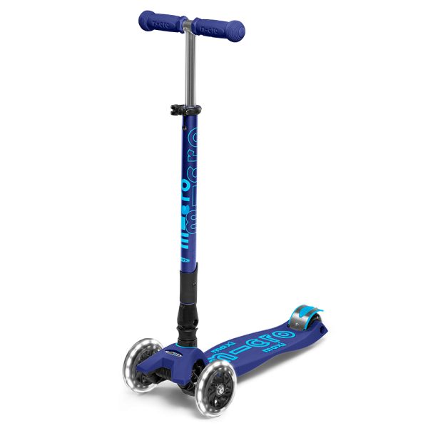 Maxi Micro Deluxe LED Foldable Scooter | Navy Blue