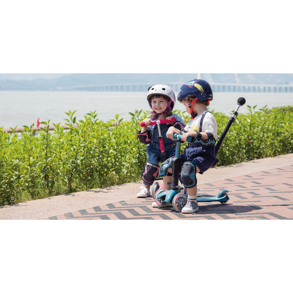Mini Micro 3in1 Deluxe Plus Scooter | Ruby Red Mini Micro 3in1 Deluxe Plus Scooter | Ruby Red