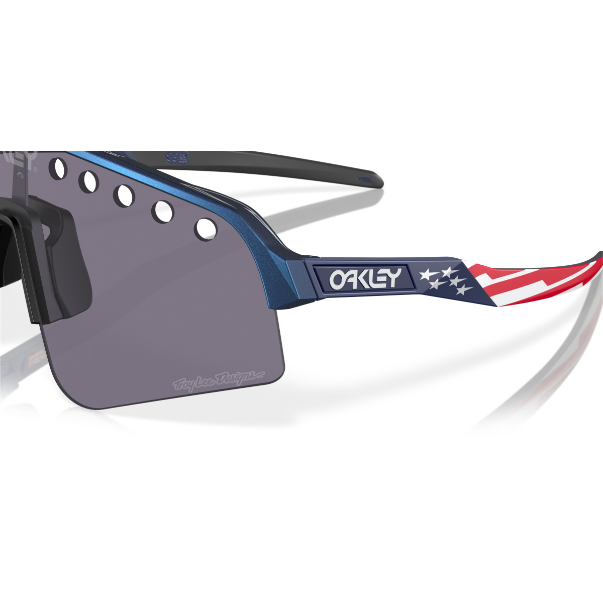Oakley Sutro Lite Sweep Vented Sunglasses | Blue Colorshift