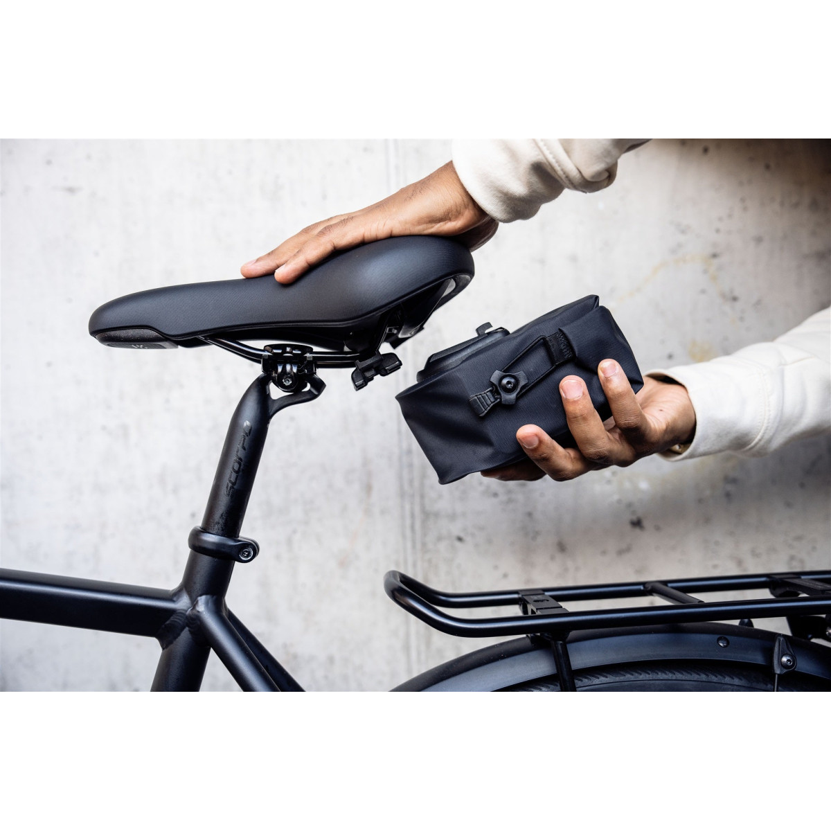 ORTLIEB Micro-Bag krepšelis po balneliu | 0.5 L | Black Matt