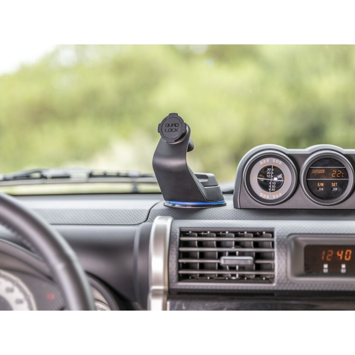 Quad Lock® Windscreen Car Mount