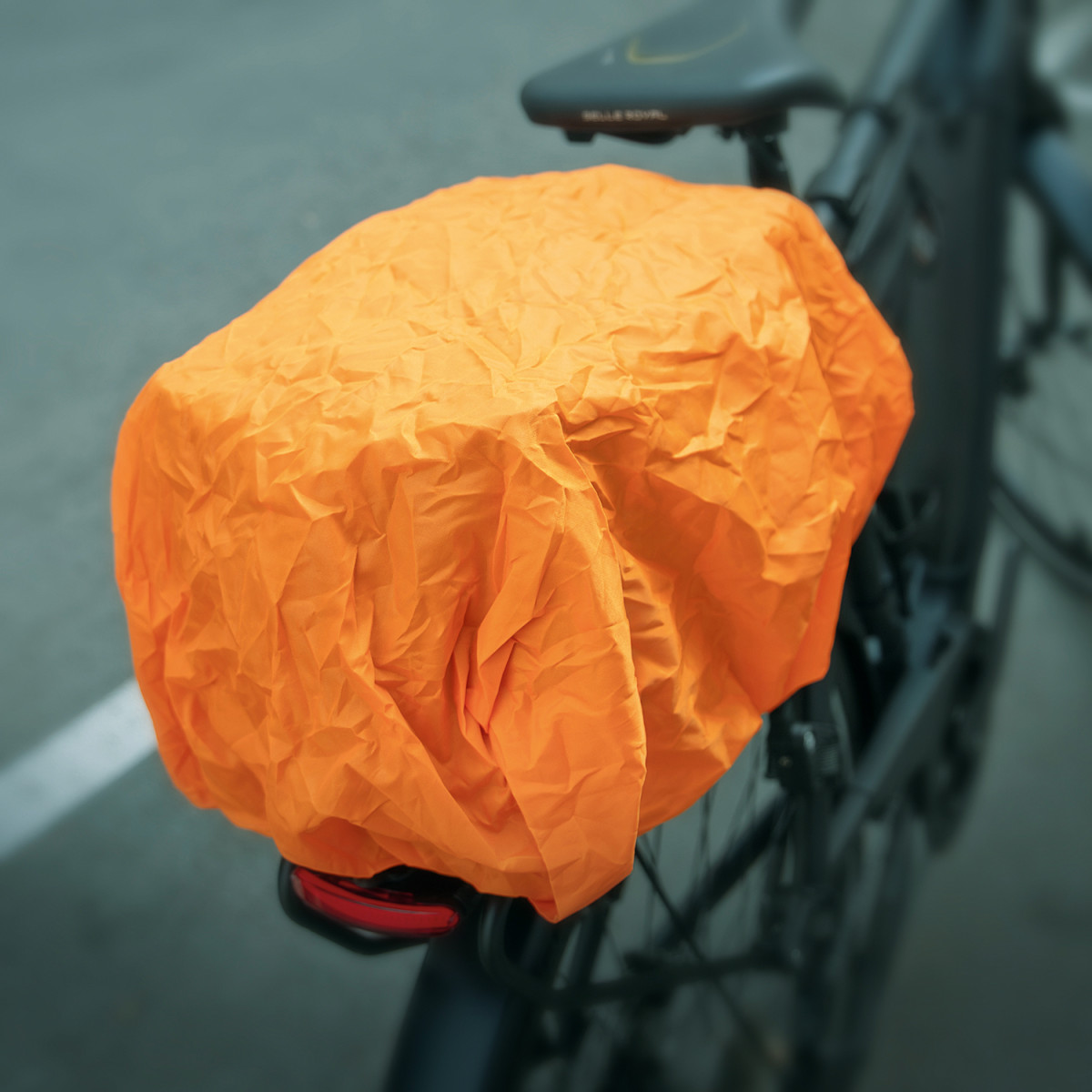 SKS Infinity Urban krepšys ant bagažinės | 8 L