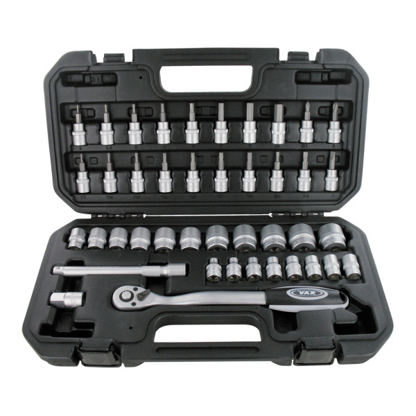 VAR 3/8" Drive Ratchet Wrench And Socket Set