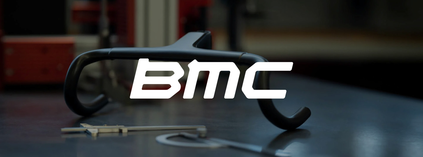 BMC plentinis vairas ant stalo