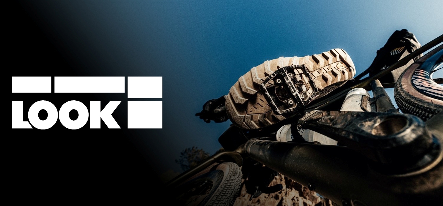 Dviratininko koja įsegtuose MTB pedaluose