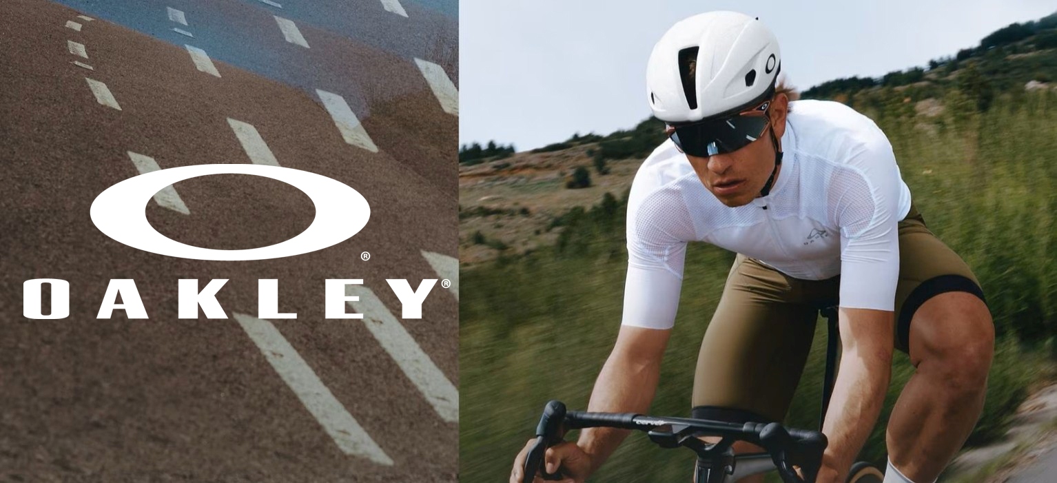 Dviratininkas su Oakley šalmu ir akiniais